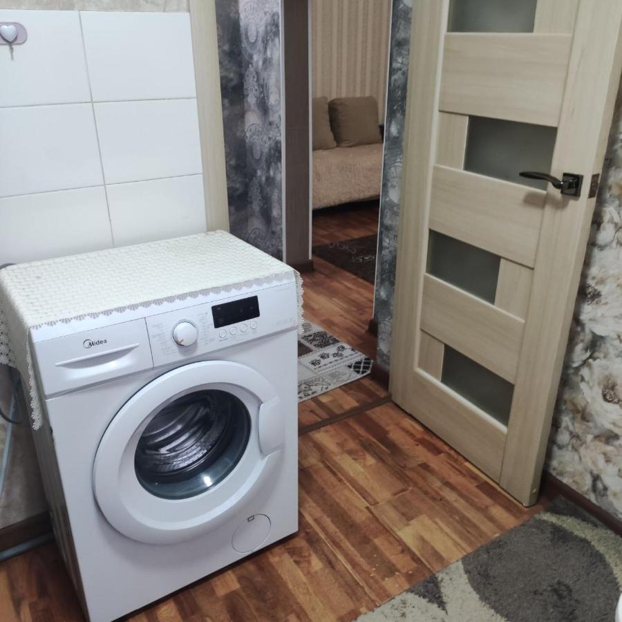 Ferienwohnung Комфортная Квартира Для 2Х Персон Bischkek Exterior foto